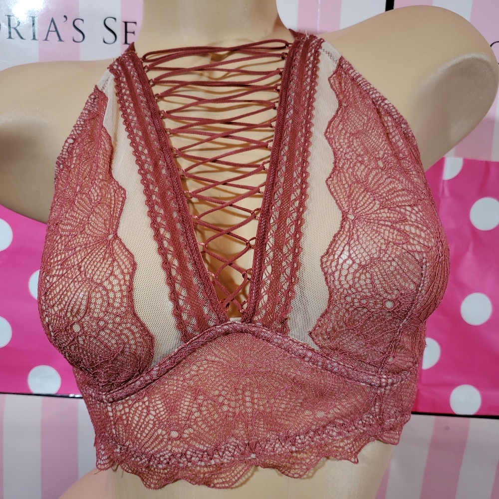 40% OFF 4+ BUNDLES CLOSET CLOSING! - Picture 3 of 8